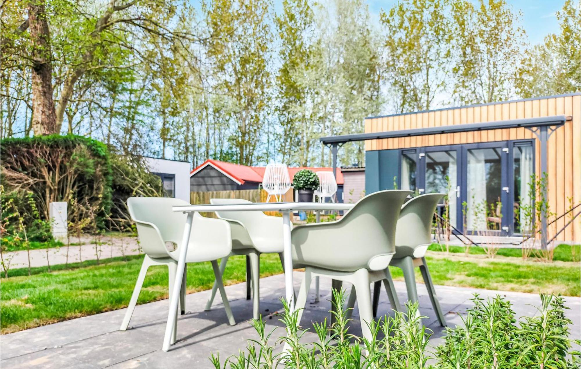Stunning Home In Heinkenszand With Wifi Exterior photo