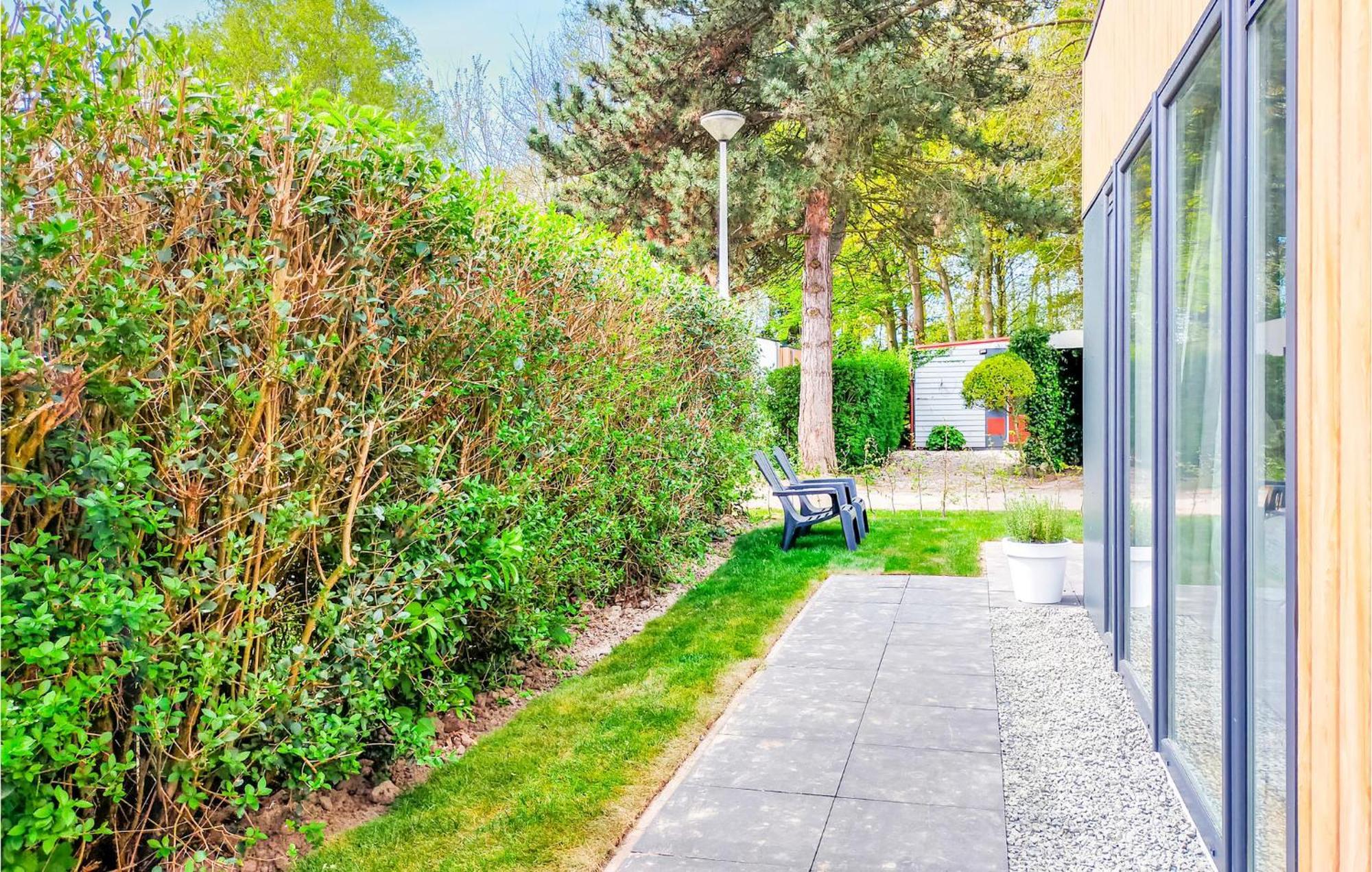 Stunning Home In Heinkenszand With Wifi Exterior photo